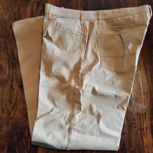 ORVIS PANTS LIKE NEW CONDITION 2 PAIR MEN'S SZ 42X43 - Picture 6 of 9